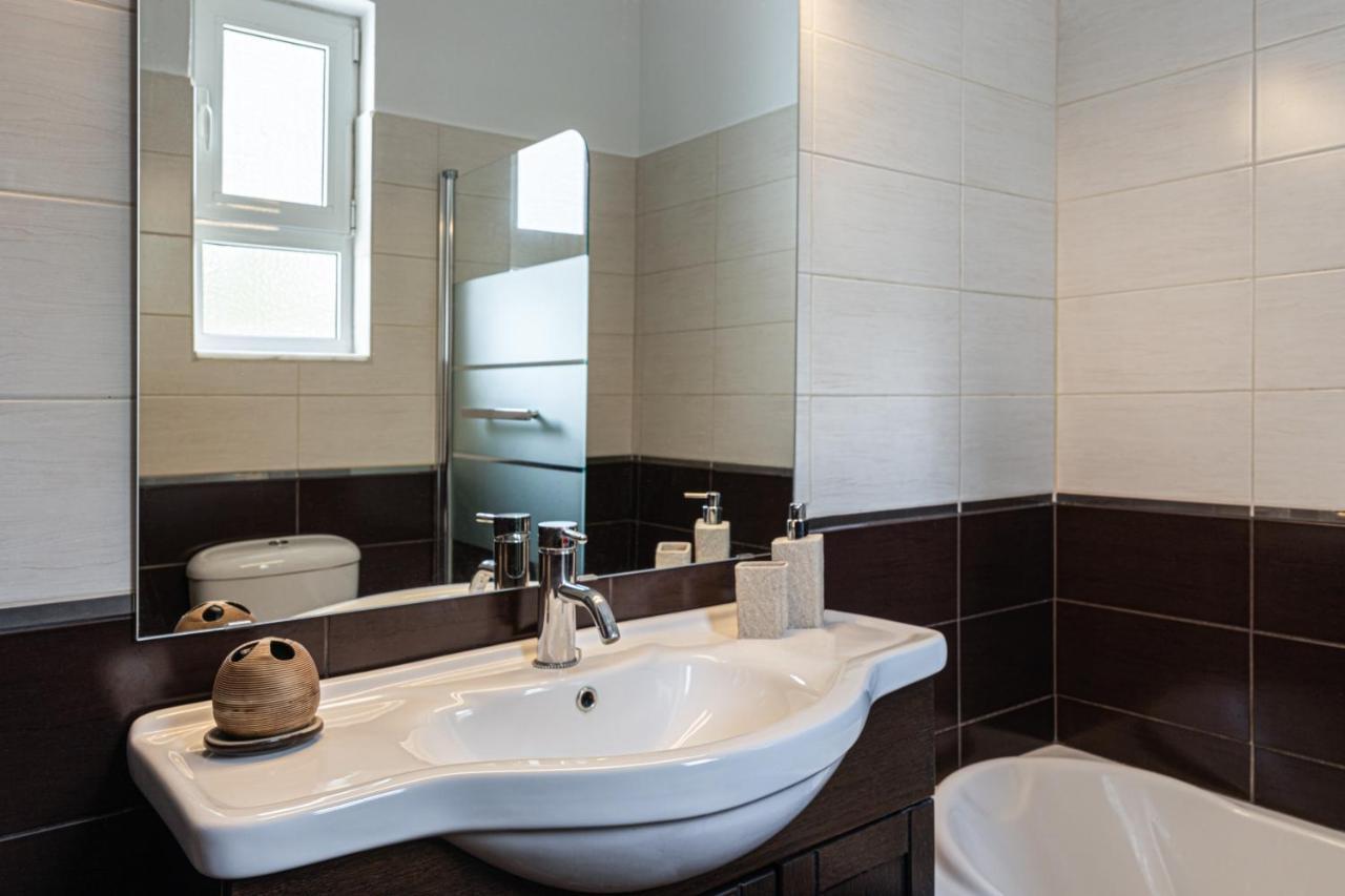 Villa Mamma Mia Gennadi Ngoại thất bức ảnh